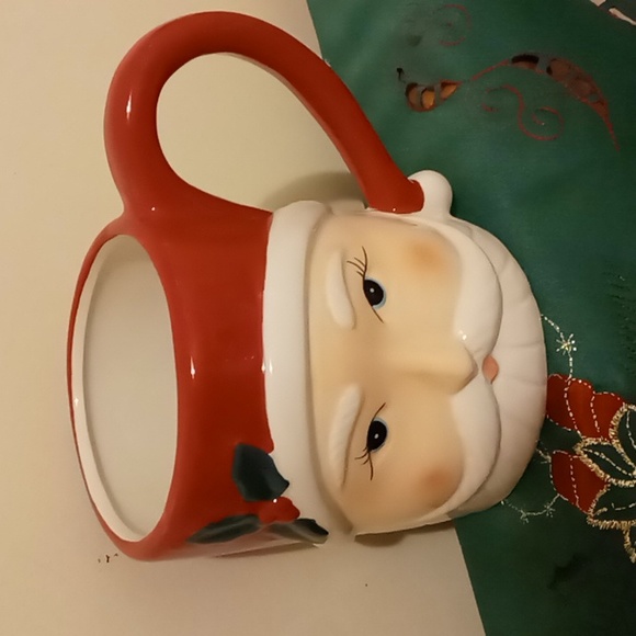 CHRISTMAS SANTA MUG - Picture 4 of 5
